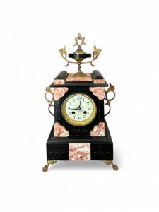 Orologio antico marmo rosa