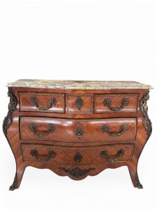 Cassettone in stile Napoleone III con piano in marmo