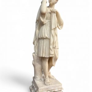 Statua " La vestale"